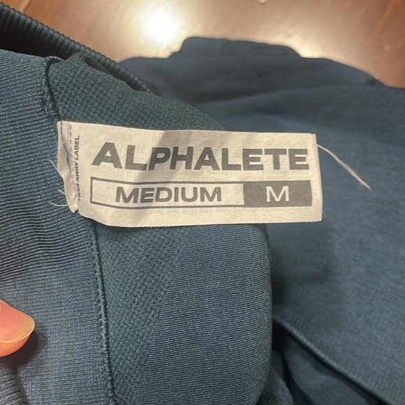Alphalete Amplify Short 6.5" - Picture 7 of 9